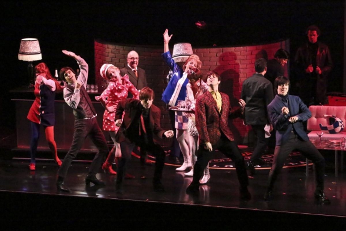 Frida (Kate Blumberg), Claude (Damon Daunno), Higgy (Ariana Venturi), Leo (Nick Ullett), Ben (Justin Kirk), Ulcie (Keira Naughton), Beatrice (Nicole Parker), Balth (Lucas Papaelias), Pedro (James Berry), and Don Best (Adam O''Byrne) at 