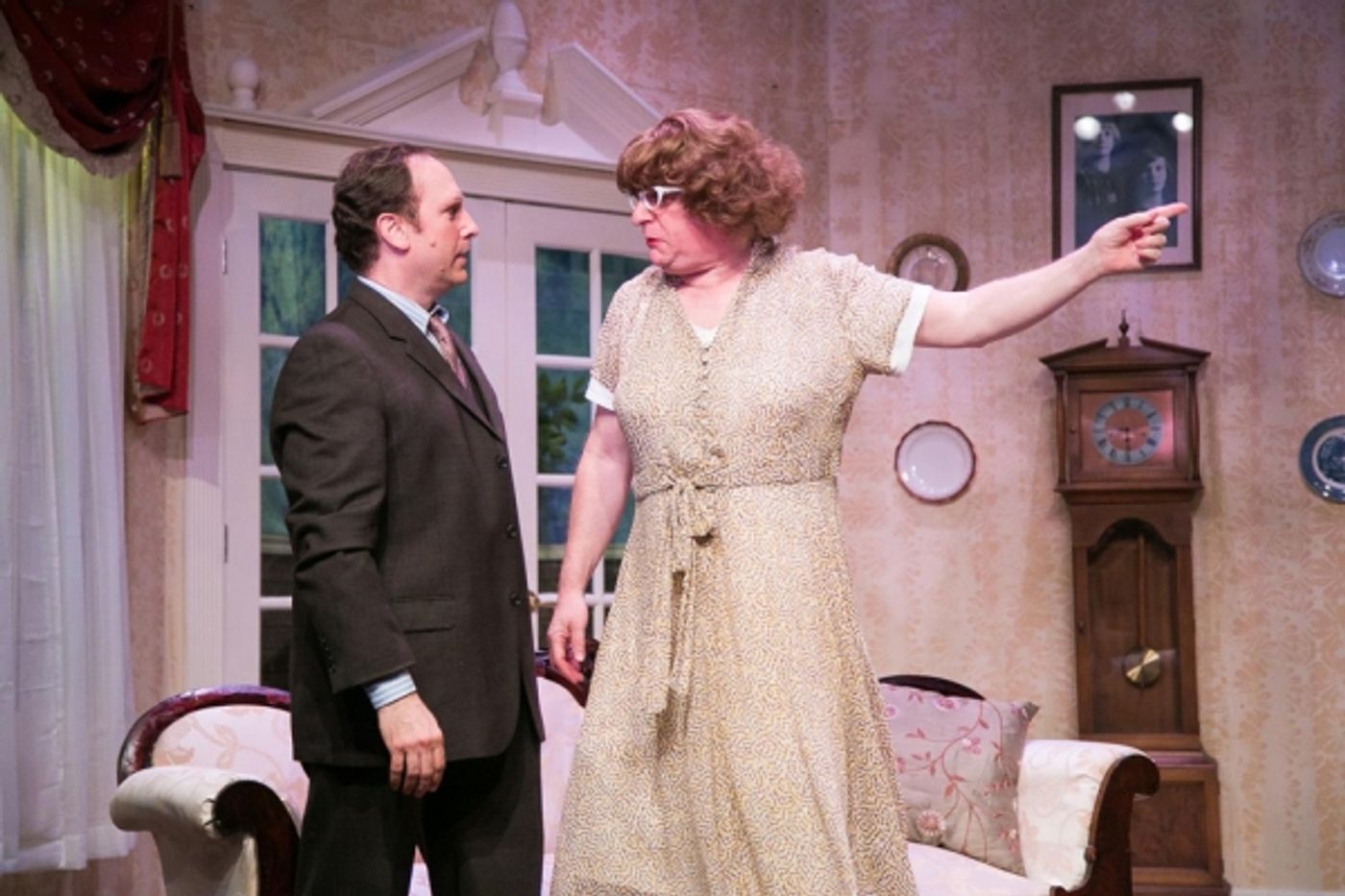 Photo Flash: First Look at LEADING LADIES at TheatreWorks New Milford Photo Flash: First Look at LEADING LADIES at TheatreWorks New Milford Image