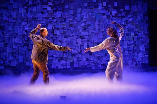 Jeremy Davis and Claire Camp in Rajiv Joseph''s vignette INTERGALACTIC PLANETARY. Photo