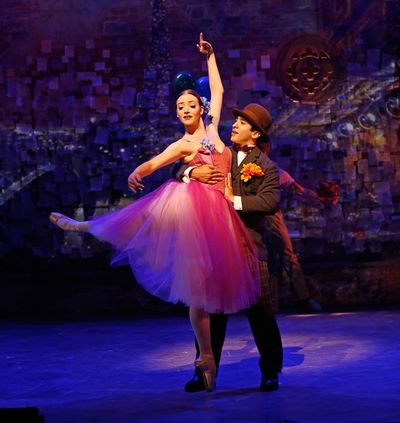 Samantha Sturm and Jess LeProtto in Carrie Fisher''s vignette LOWDOWN MESSY SHAME. Photo