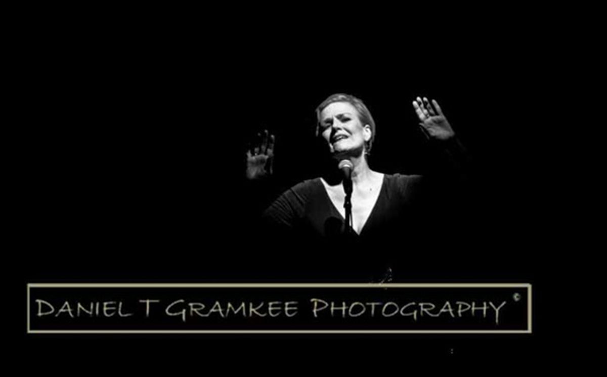 Karen Mason shines in the dark at 