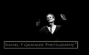 Karen Mason shines in the dark Photo