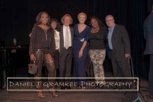 Sheryl Lee Ralph, Jean Carne, RRAZZ owner Robert Kotonly, Karen Mason, Trudy Melvin,  Photo