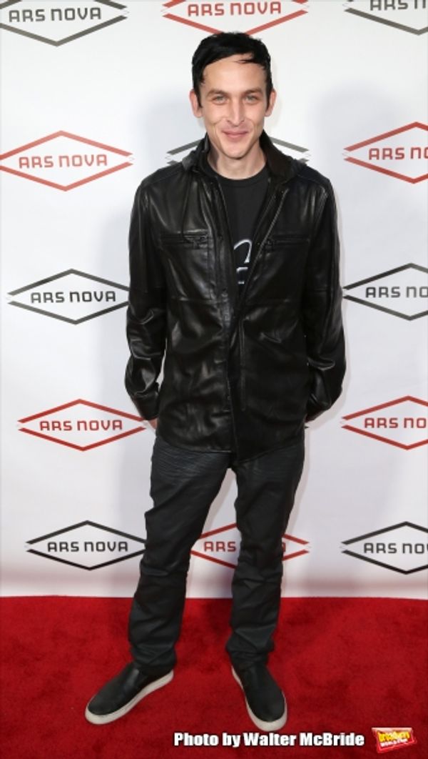 Robin Lord Taylor Photo