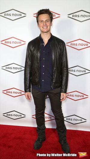 Jonathan Groff
@ BroadwayWorld Jonathan Groff
Photo