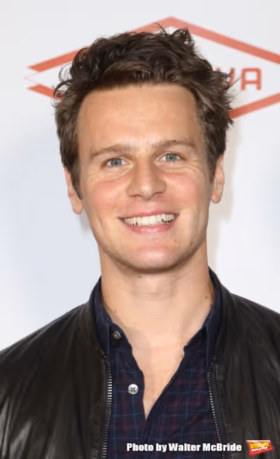 Jonathan Groff
 Photo