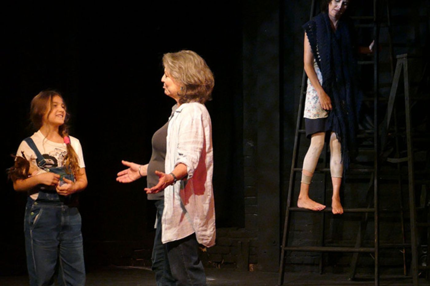 Photo Flash: First Look at BETWEEN PRETTY PLACES at 13th Street Rep  Image