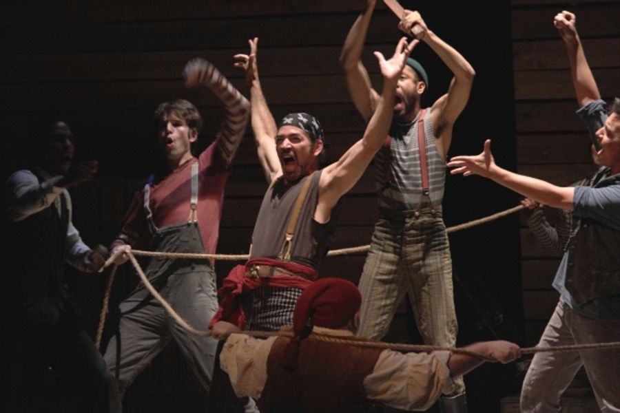 Photo Flash: First Look at Virginia Stage Company's PETER AND THE STARCATCHER Image