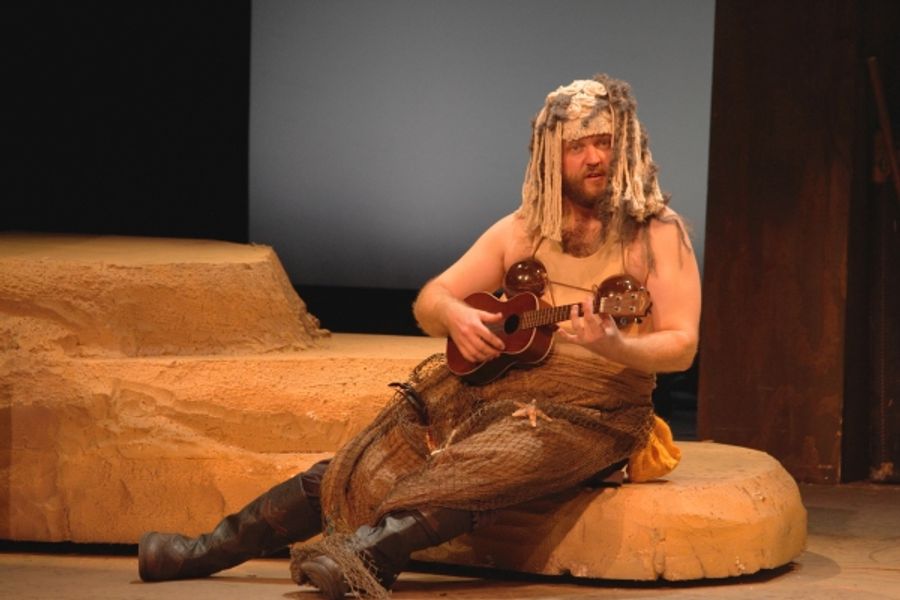 Photo Flash: First Look at Virginia Stage Company's PETER AND THE STARCATCHER Image