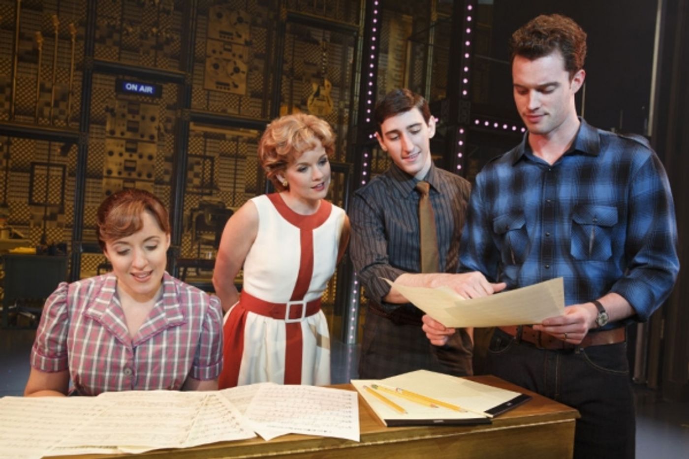 Photo Flash: First Look at Abby Mueller, Liam Tobin, Becky Gulsvig and More in BEAUTIFUL: THE CAROLE KING MUSICAL Tour  Image