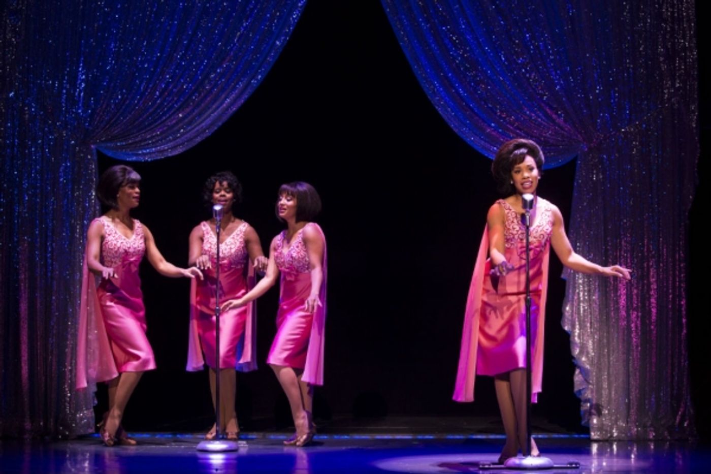 Photo Flash: First Look at Abby Mueller, Liam Tobin, Becky Gulsvig and More in BEAUTIFUL: THE CAROLE KING MUSICAL Tour  Image