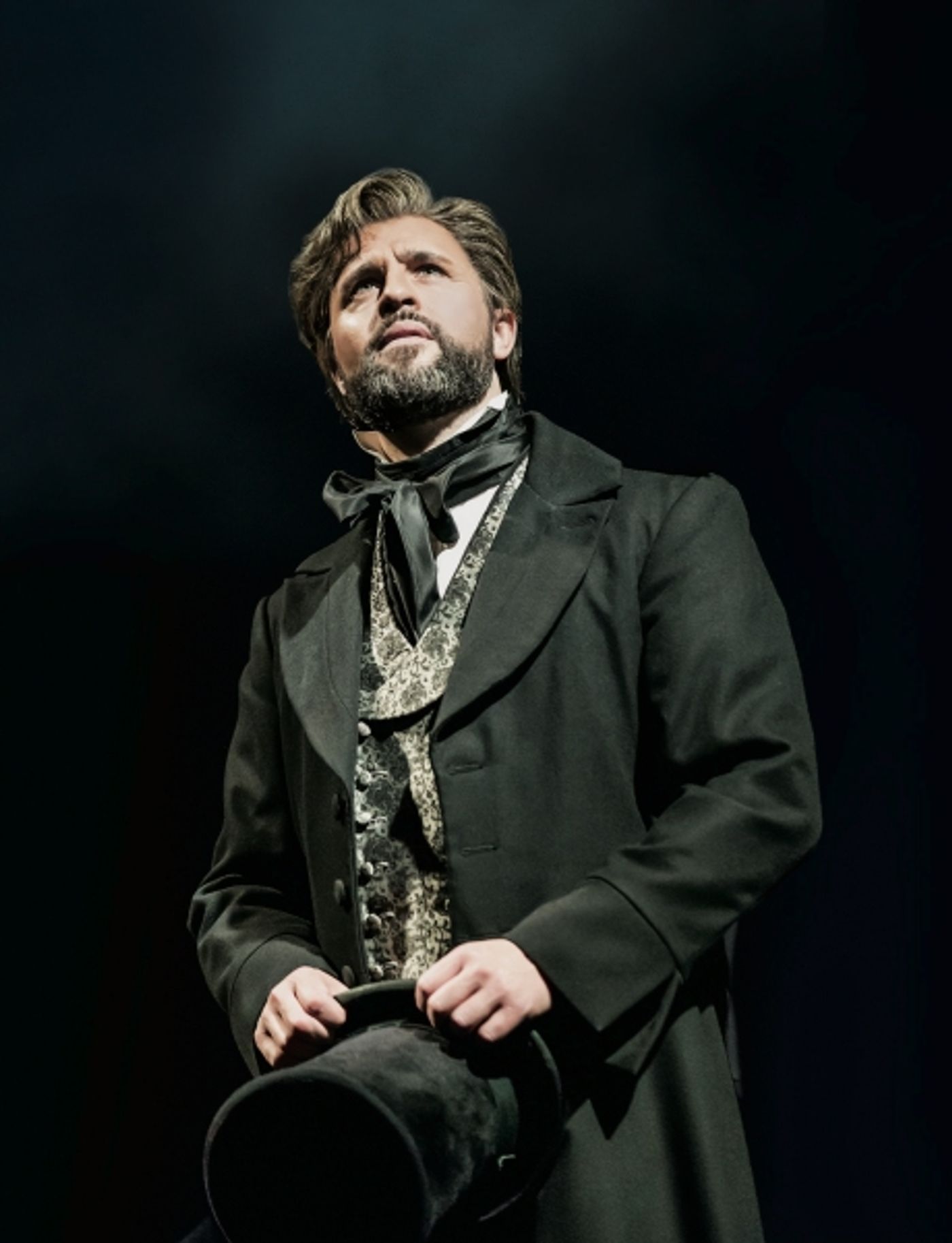 Photo Flash: First Look at Peter Lockyer, Rachelle Ann Go & More in West End's LES MISERABLES  Image