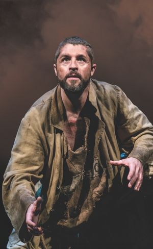 Peter Lockyer @ BroadwayWorld Peter Lockyer Photo