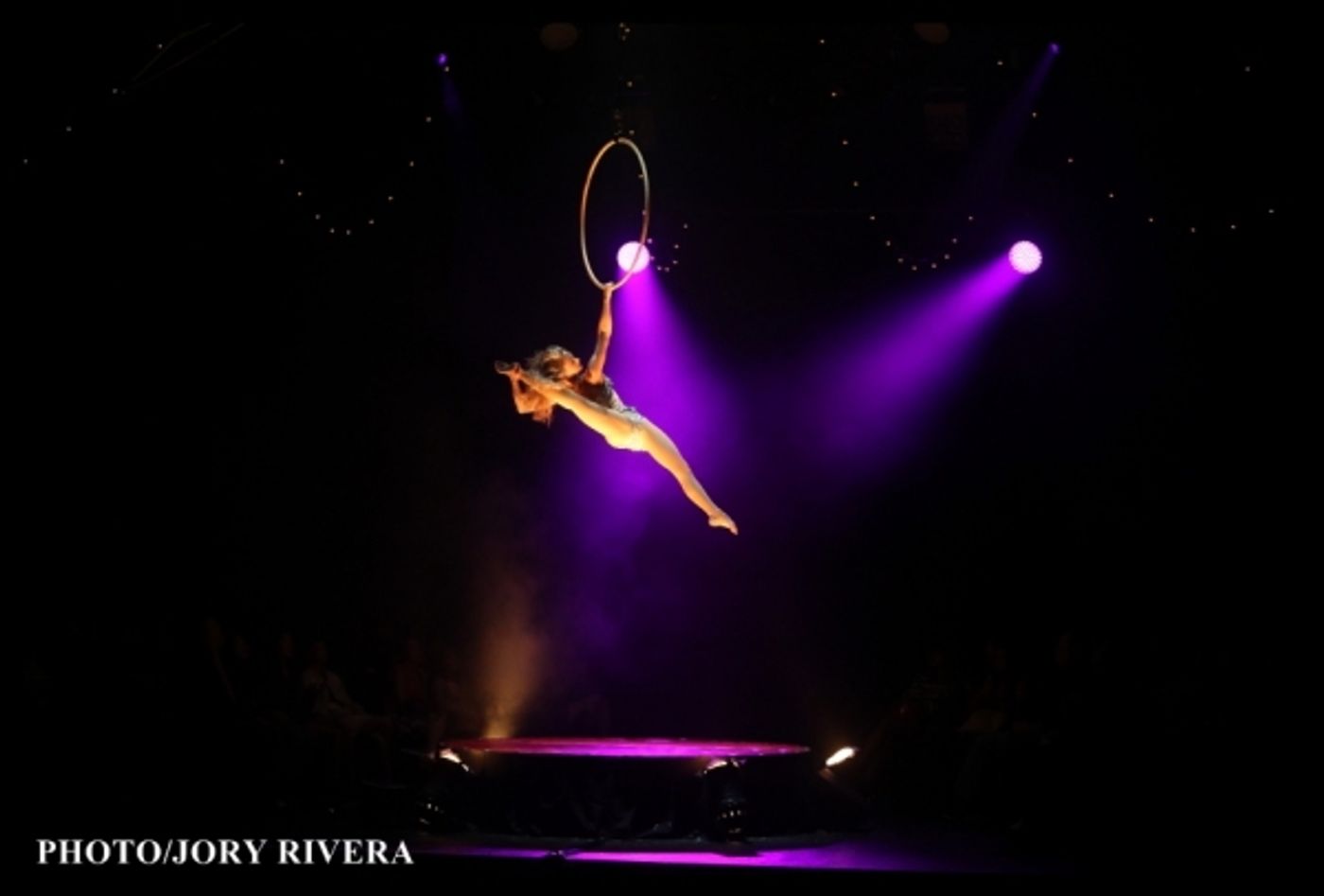 Photo Exclusive: First Look at Olivier Award Winner LA SOIREE in Manila  Image