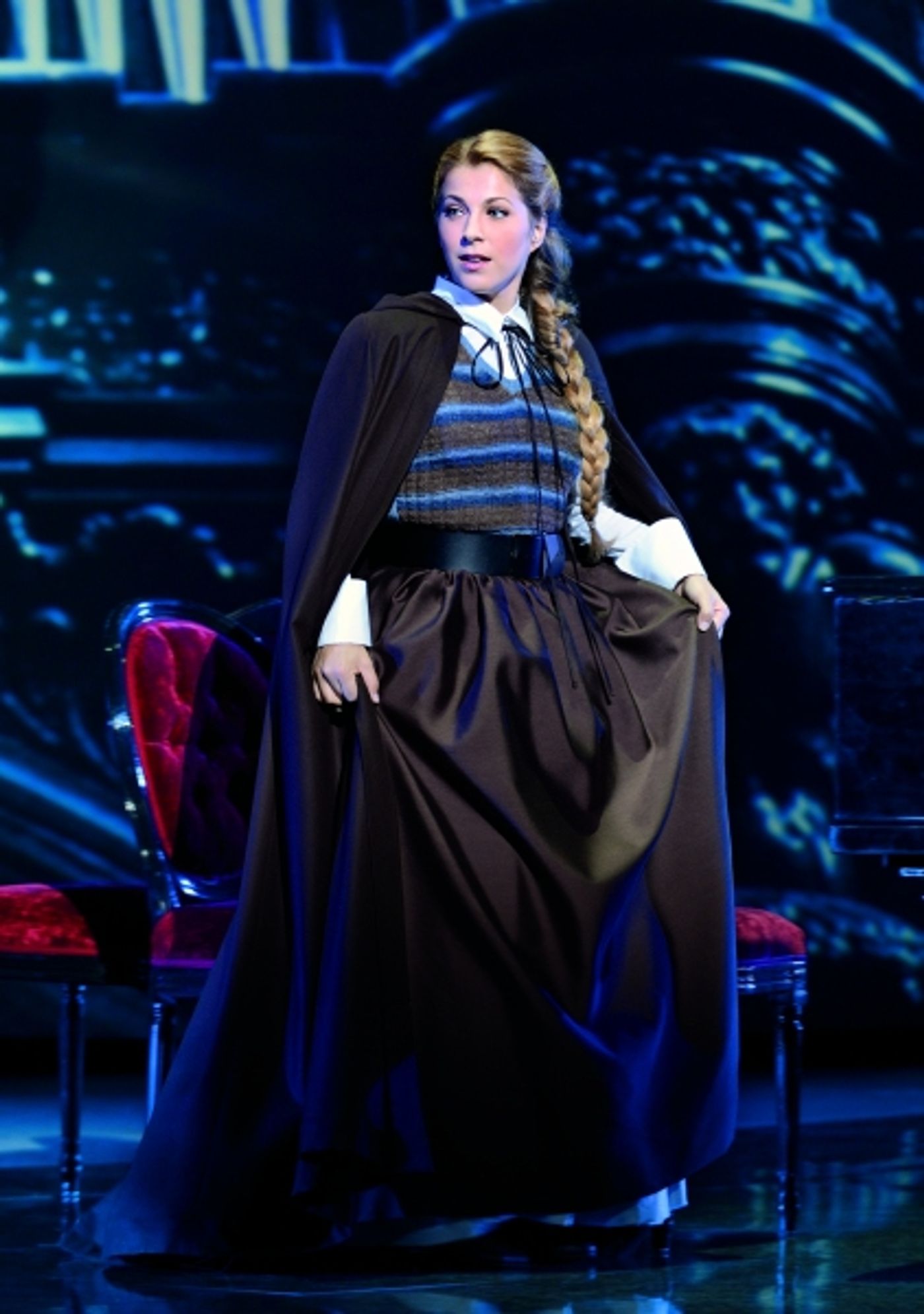 Photo Flash: MOZART ist mit neuer, moderner Inszenierung wieder in Wien Photo Flash: MOZART ist mit neuer, moderner Inszenierung wieder in Wien Image