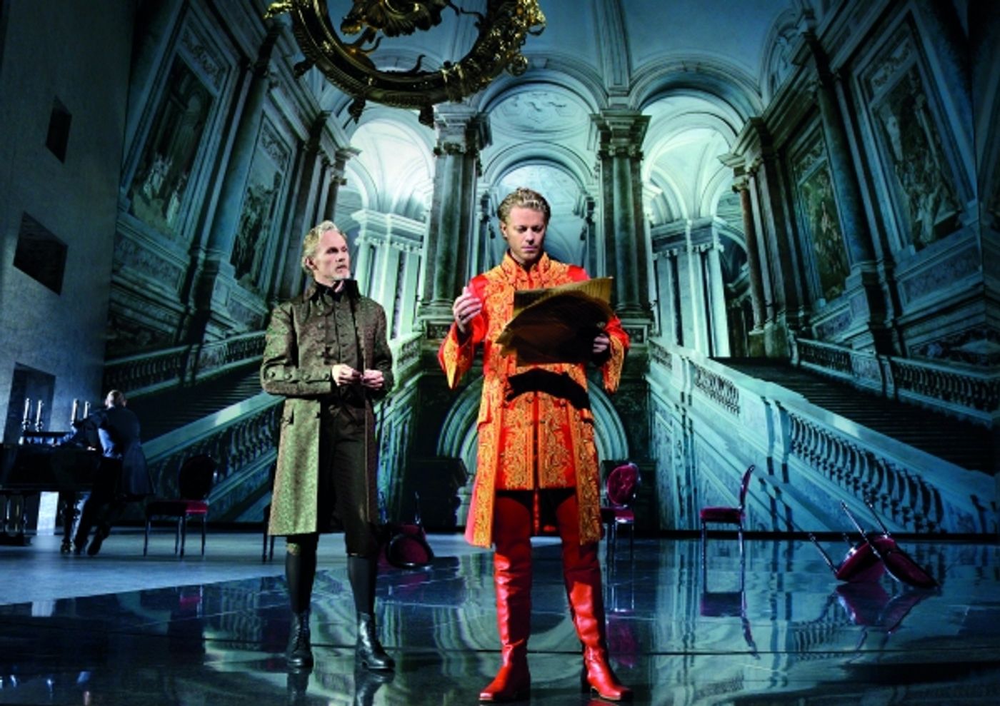 Photo Flash: MOZART ist mit neuer, moderner Inszenierung wieder in Wien Photo Flash: MOZART ist mit neuer, moderner Inszenierung wieder in Wien Image