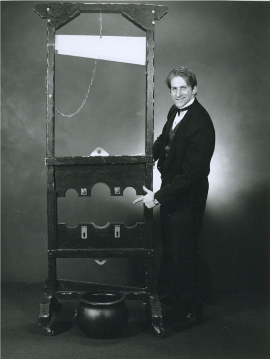 Photo Flash: SCERA Hosts TRICKS & TREATS with Magician Timothy Riggs Tonight Image