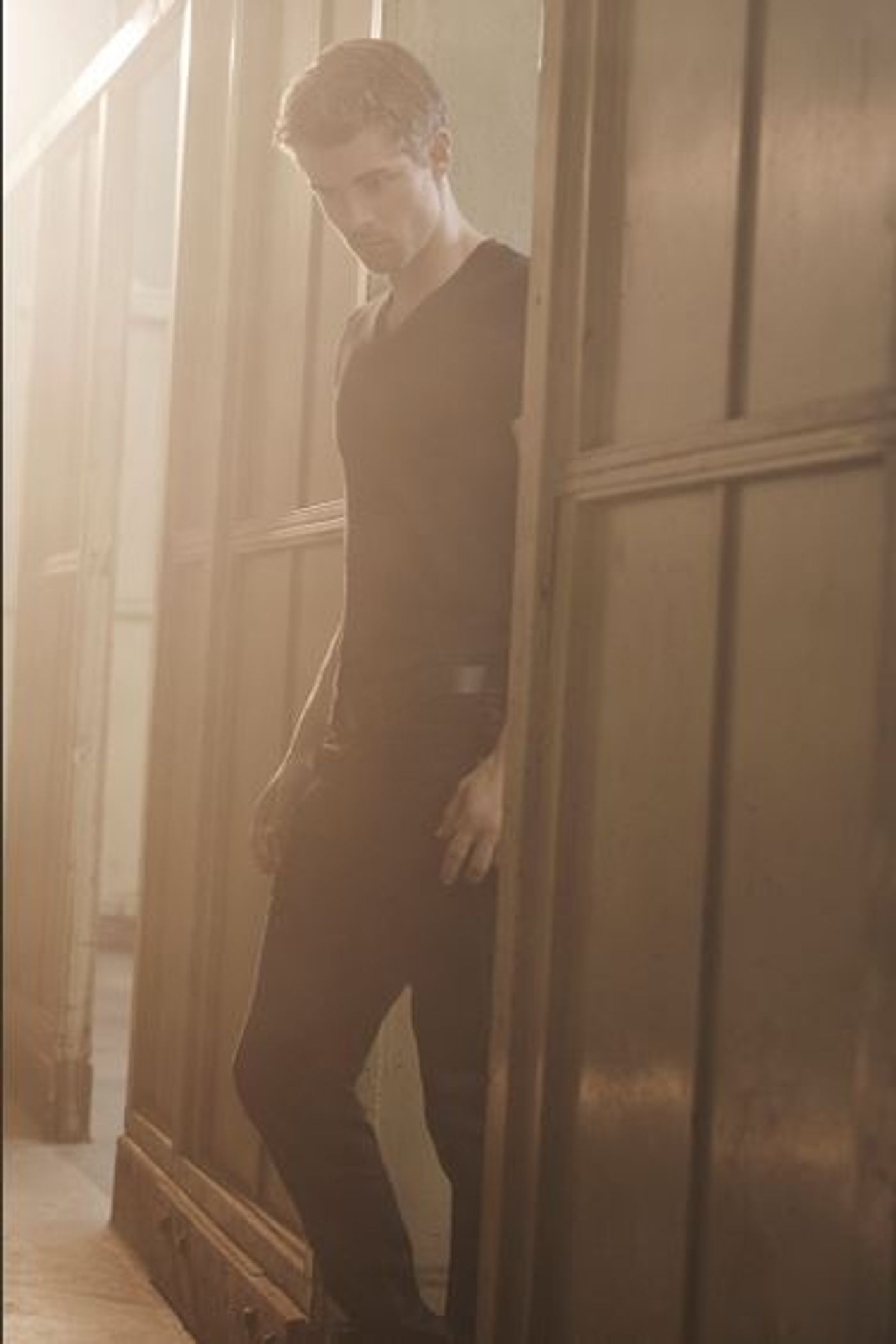 Photo Flash: First Look- Marvel Reveals AGENTS OF S.H.I.E.L.D. Season 3 Shots  Image