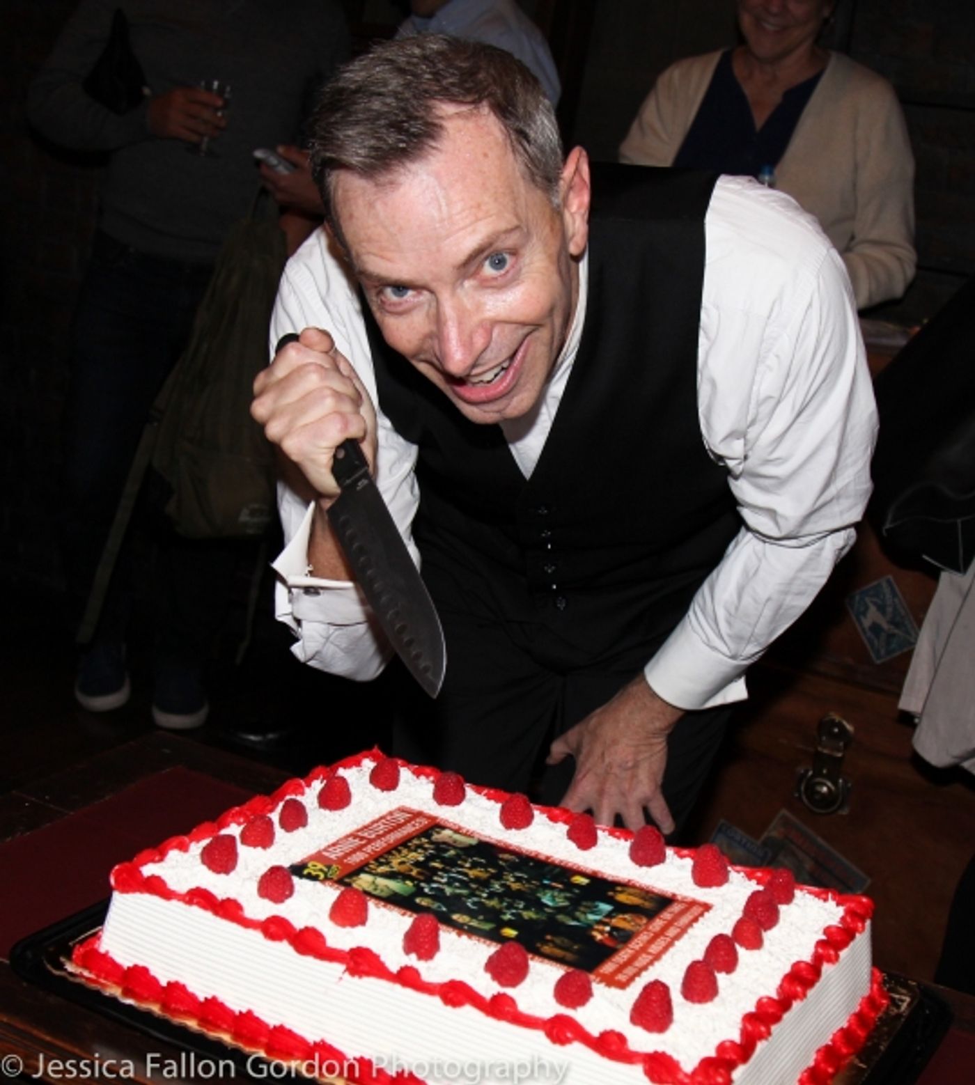 Photo Coverage: Arnie Burton Takes 1000th and Final Bow in 39 STEPS  Image