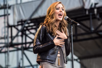 Laura Osnes Photo