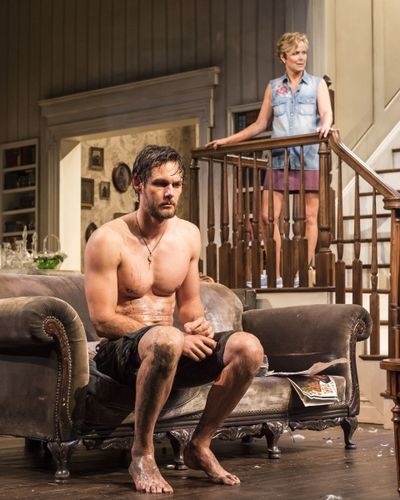 Robert Beitzel and Melora Hardin Photo