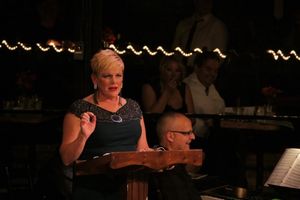 Martha Wilkinson pays tribute to Honoree Carol Irvin Photo