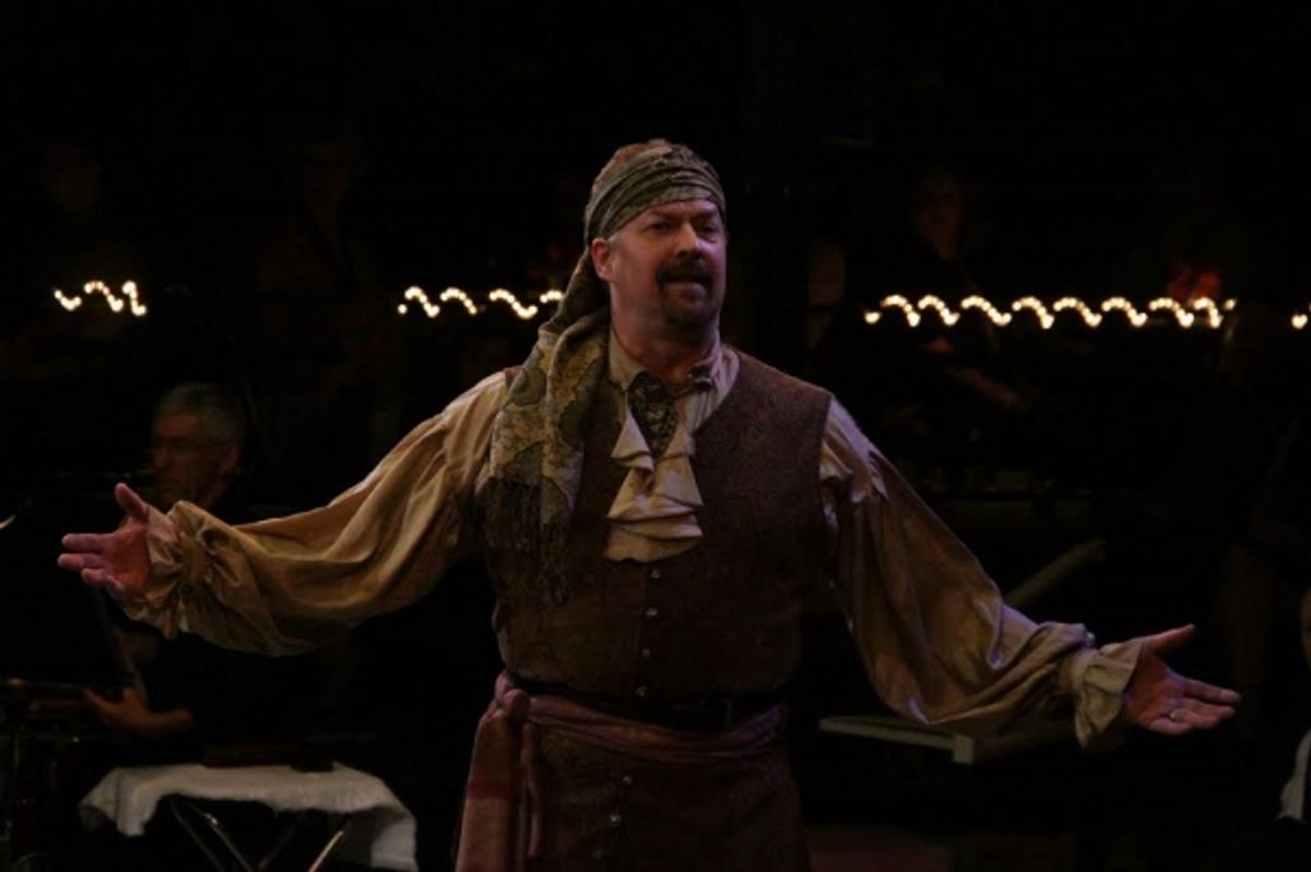 David Arnold salutes Honoree Wesley Paine at 