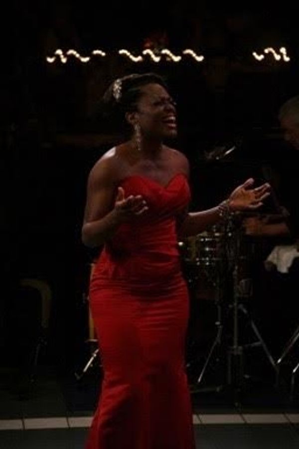 LaToya Gardner sings for Honoree LB Gaiters Photo