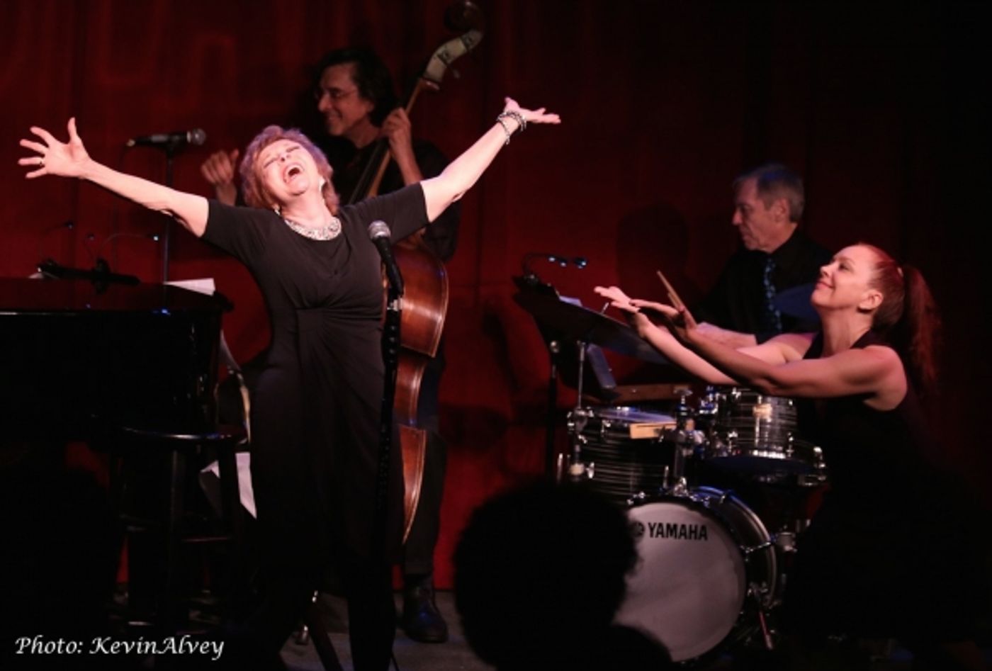 Photo Flash: Anita Gillette Returns to Birdland  Image