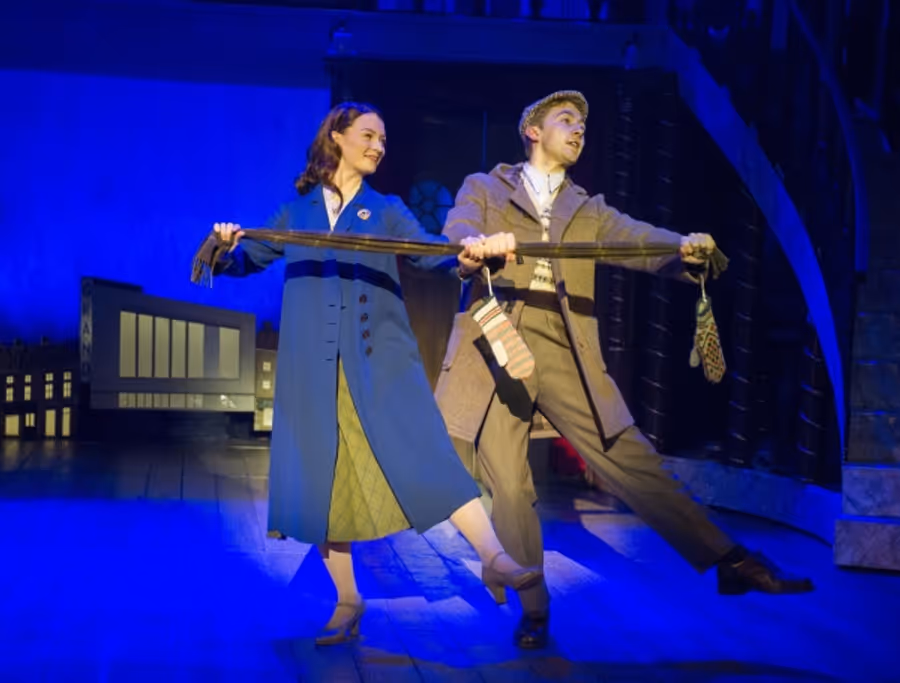 Photo Flash: First Look at THE SMALLEST SHOW ON EARTH UK Tour Image