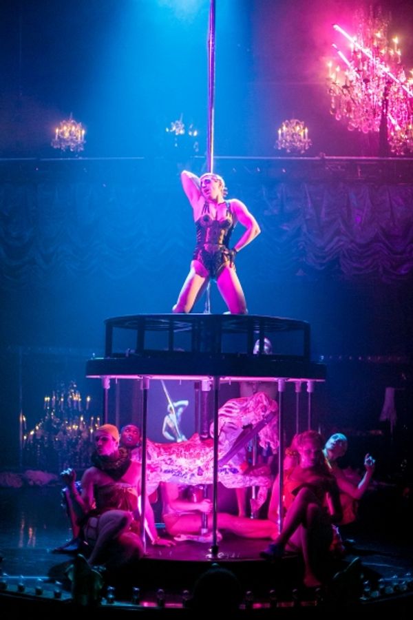 Marcy Richardson (top) and the cast of CINDERELLA Photo