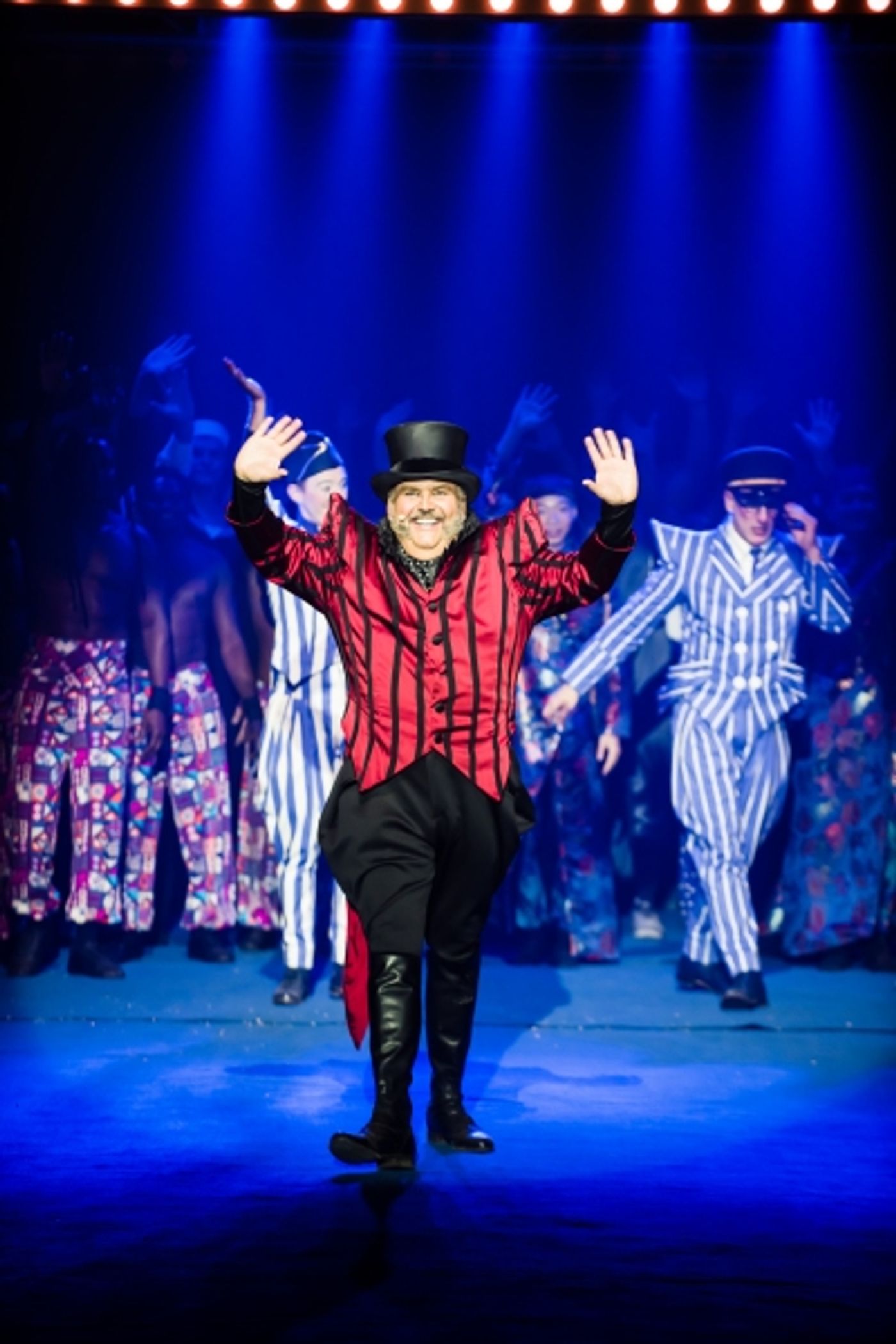 Photo Flash: Big Apple Circus' THE GRAND TOUR Starts Tonight at Lincoln Center  Image