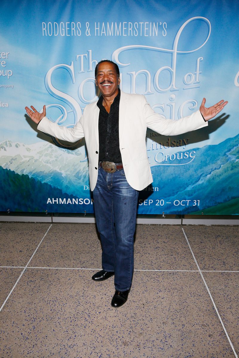 Photo Flash: THE SOUND OF MUSIC National Tour Celebrates Opening Night in Los Angeles; Curtain Call! — photo 26 of 56