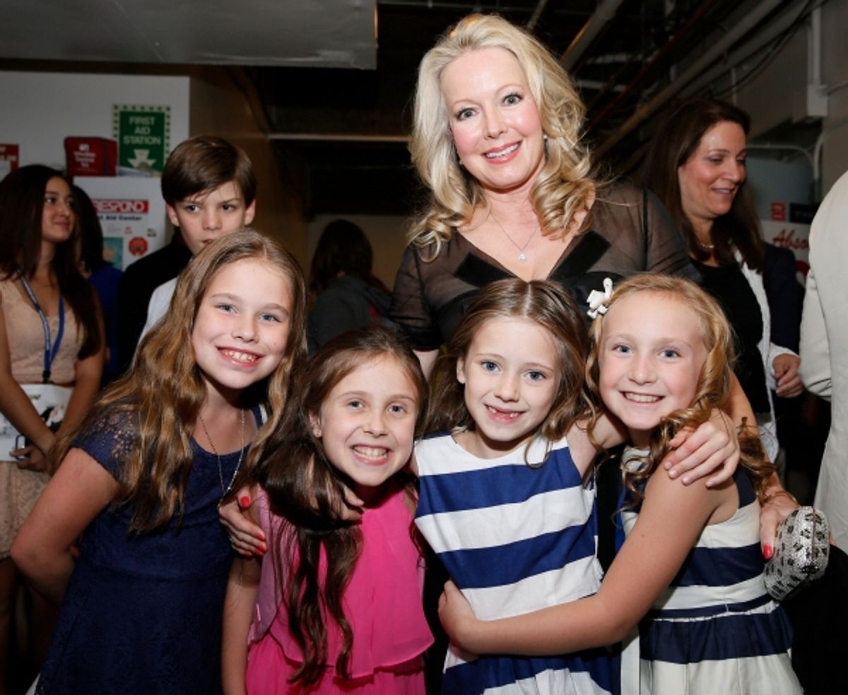 Kym Karath with Mackenzie Currie, Aviva Winick, Audrey Bennett and Kyla Carter at 