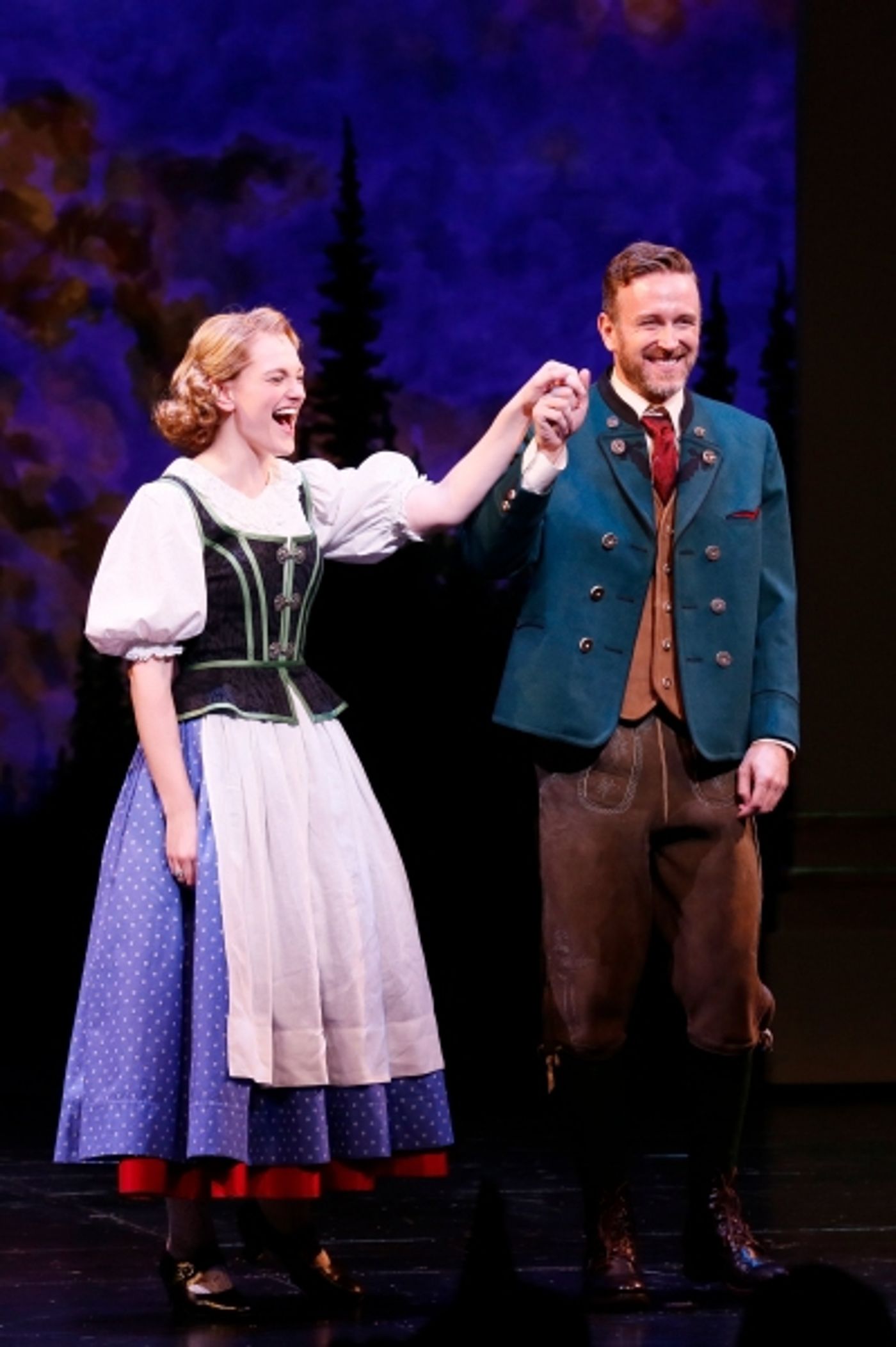 Photo Flash: THE SOUND OF MUSIC National Tour Celebrates Opening Night in Los Angeles; Curtain Call!  Image