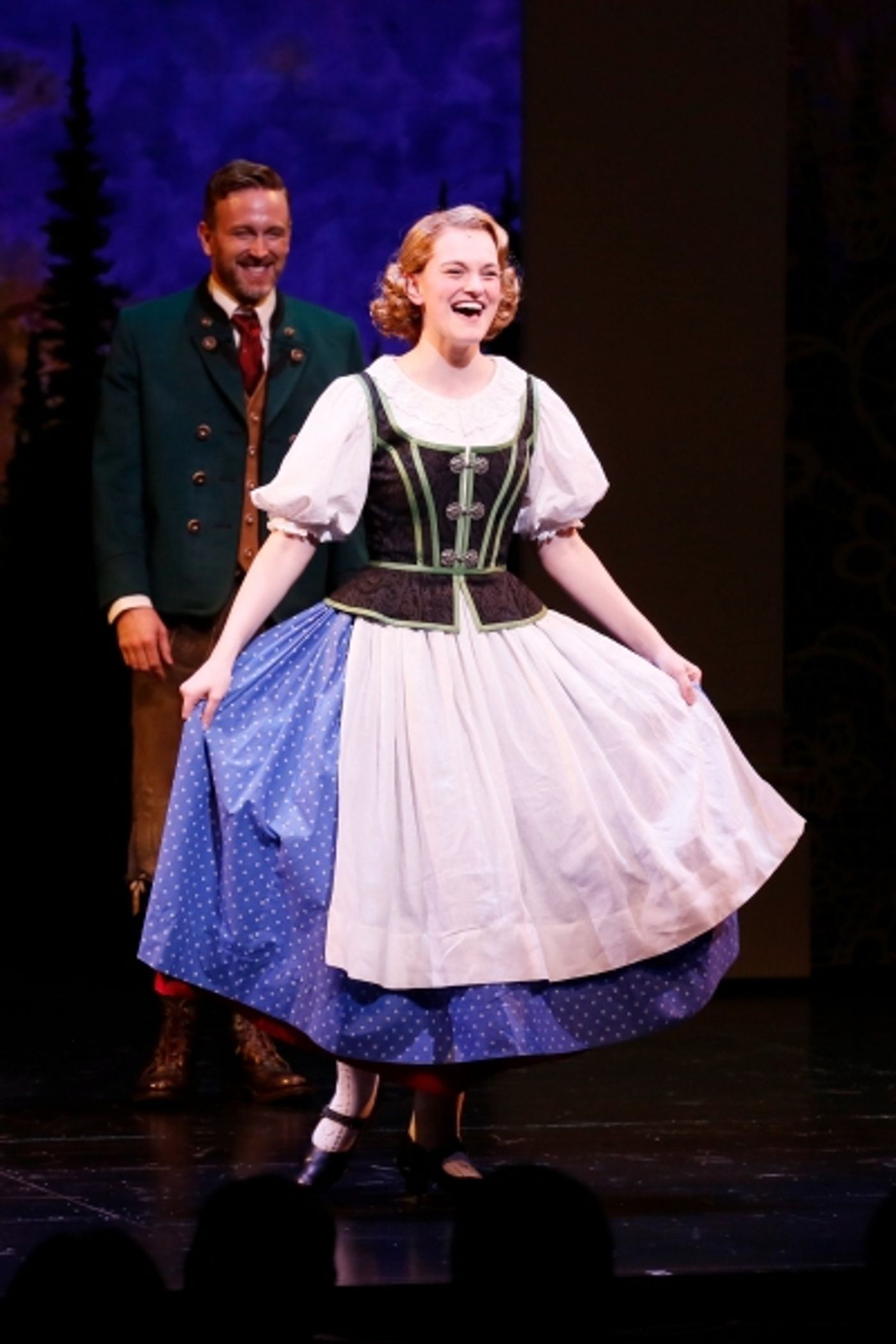 Photo Flash: THE SOUND OF MUSIC National Tour Celebrates Opening Night in Los Angeles; Curtain Call!  Image