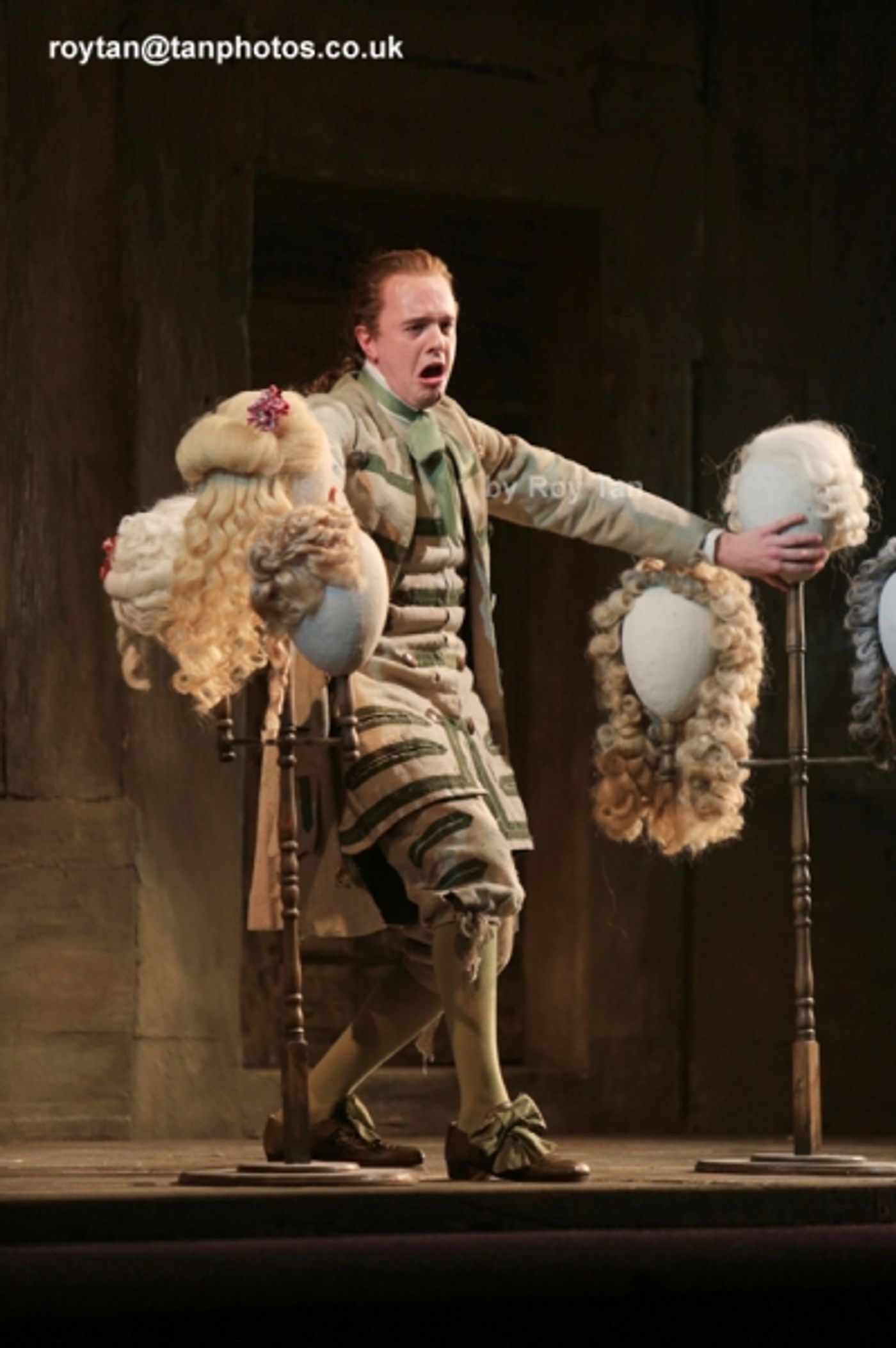 Photo Flash: First Look at Morgan Pearse, Kathryn Rudge, Andrew Shore, & More in English National Opera's THE BARBER OF SEVILLE  Image