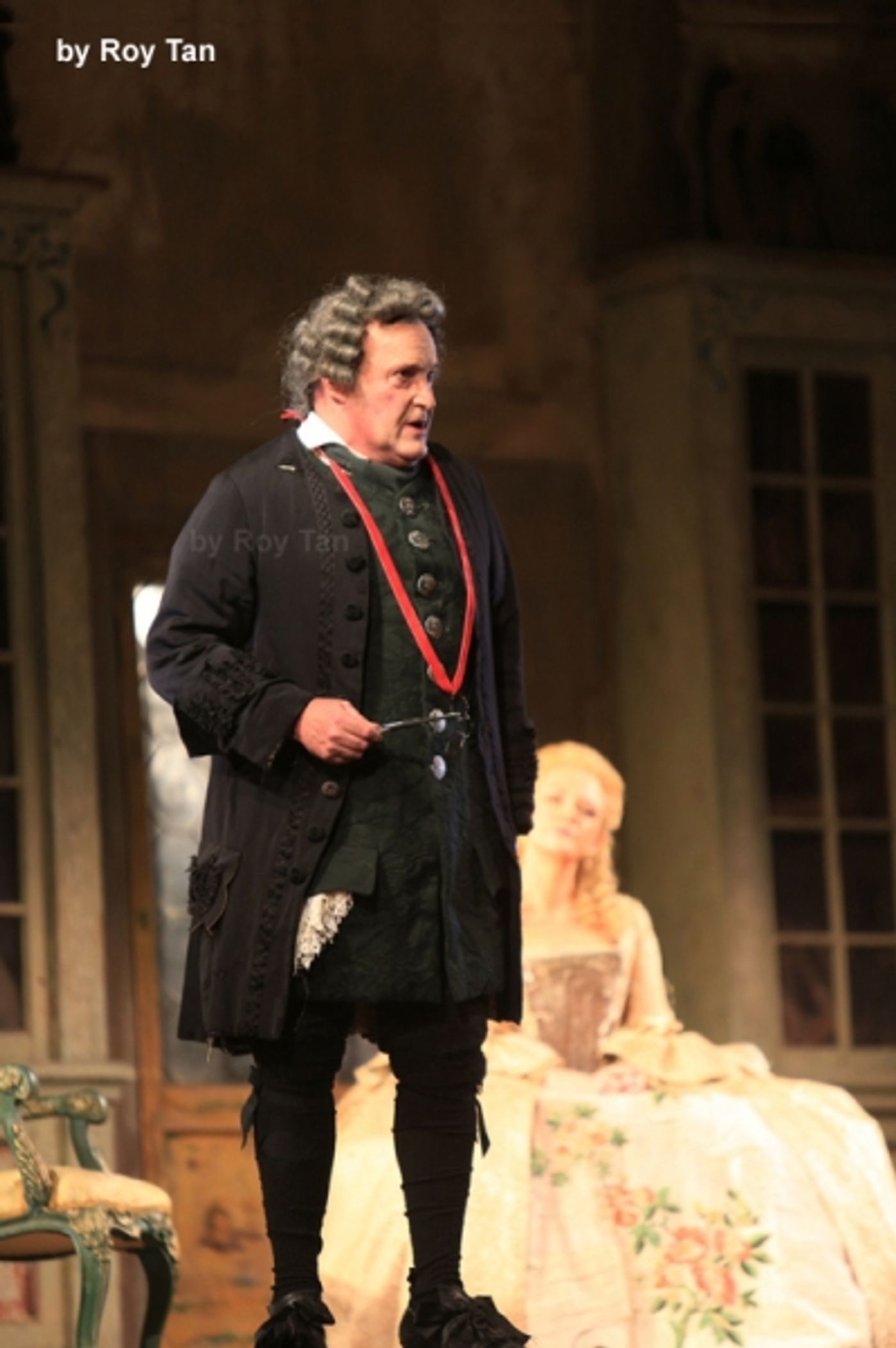 Photo Flash: First Look at Morgan Pearse, Kathryn Rudge, Andrew Shore, & More in English National Opera's THE BARBER OF SEVILLE  Image