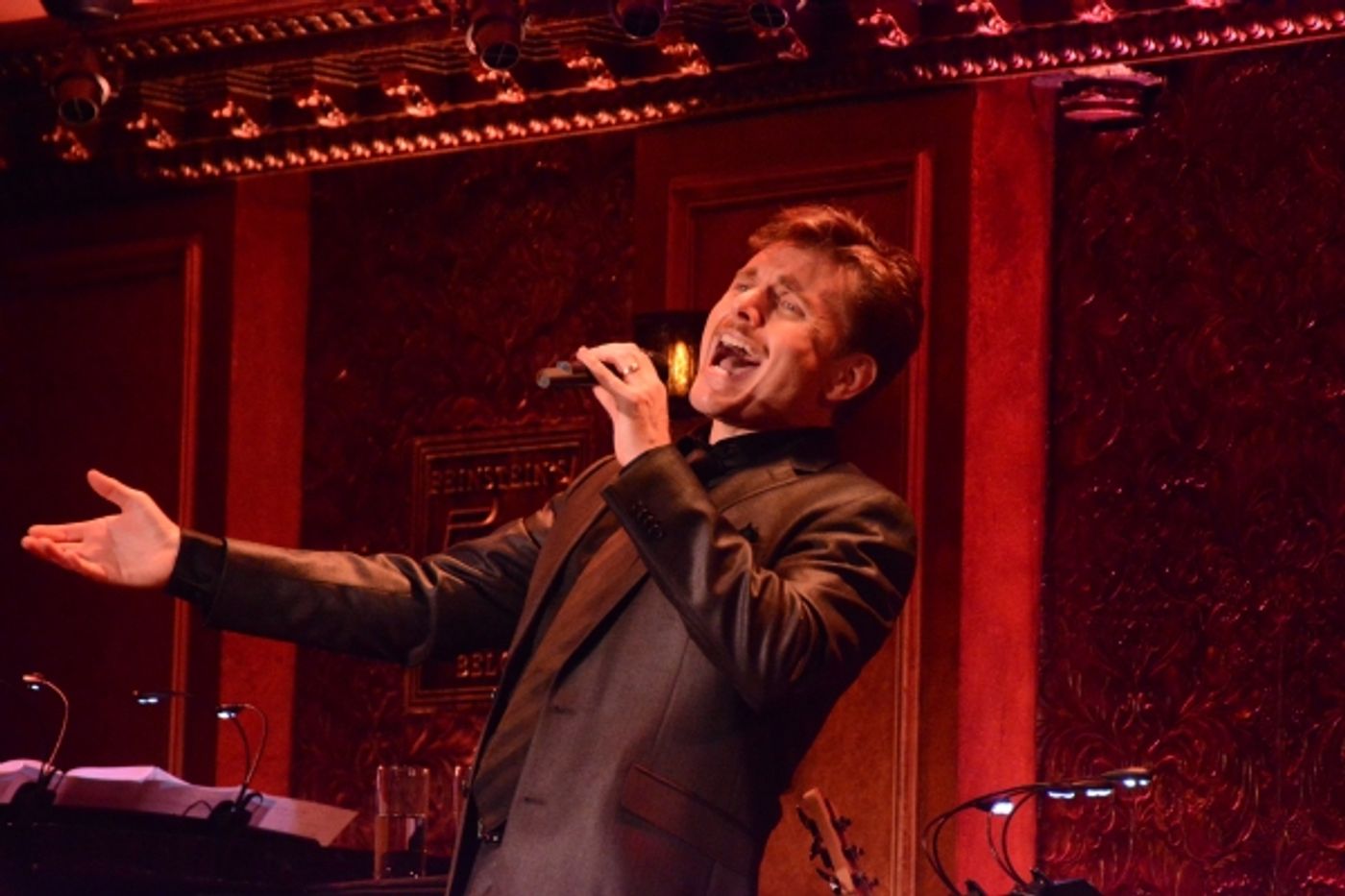 Photo Coverage: Jason Danieley Takes the Stage at Feinstein's/54 Below  Image