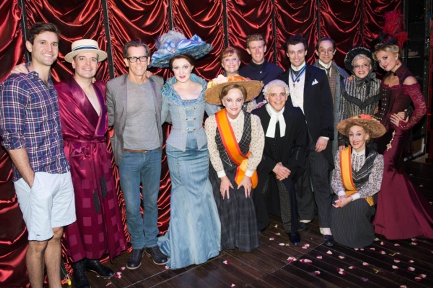 Photo Flash: Kevin Bacon Stops by A GENTLEMAN'S GUIDE TO LOVE AND MURDER  Image