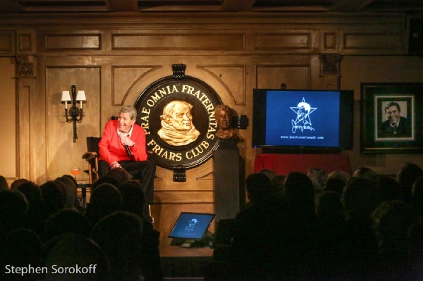 Photo Coverage: Jerry Lewis Brings His Act Home to the Friars Club  Image