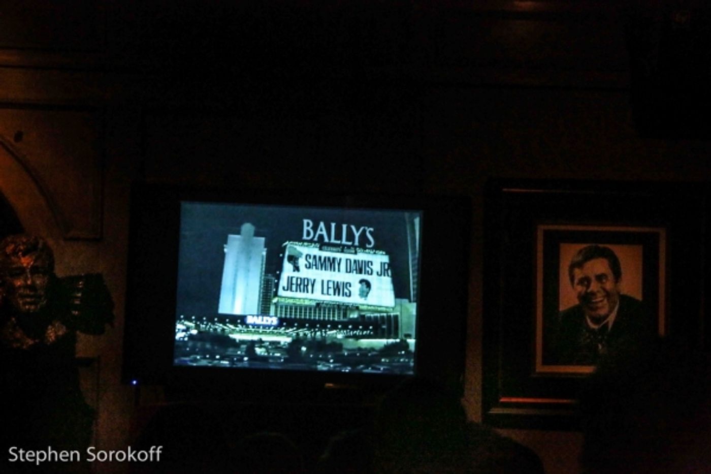 Photo Coverage: Jerry Lewis Brings His Act Home to the Friars Club  Image