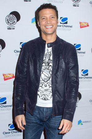 Justin Guarini Photo
