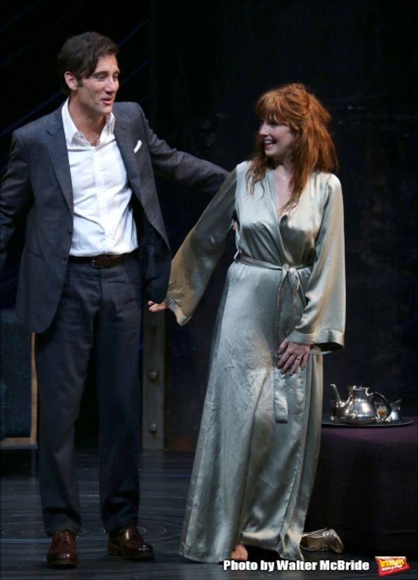 Clive Owen and Kelly Reilly  Photo