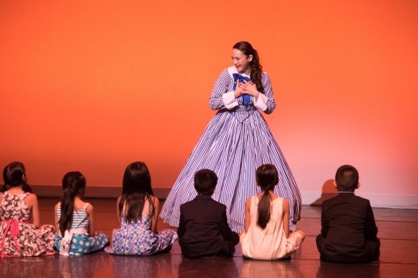 Jung Kim and children Photo