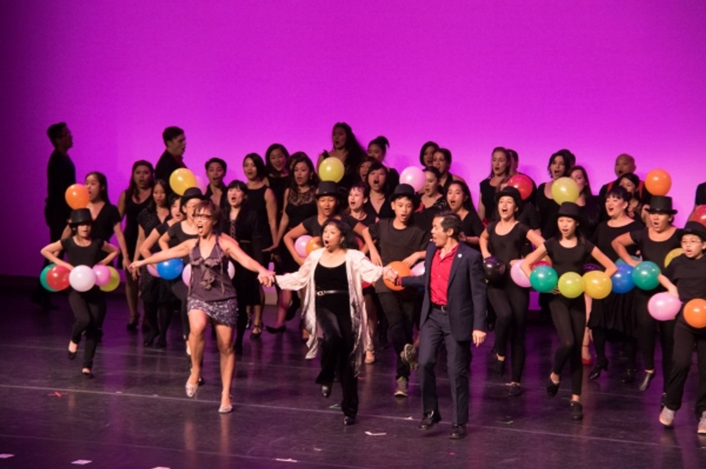 Photo Flash: National Asian Artists Project's PAST, PRESENT & FUTURE Gala Does DREAMGIRLS, THE KING AND I, LES MIS and More Image