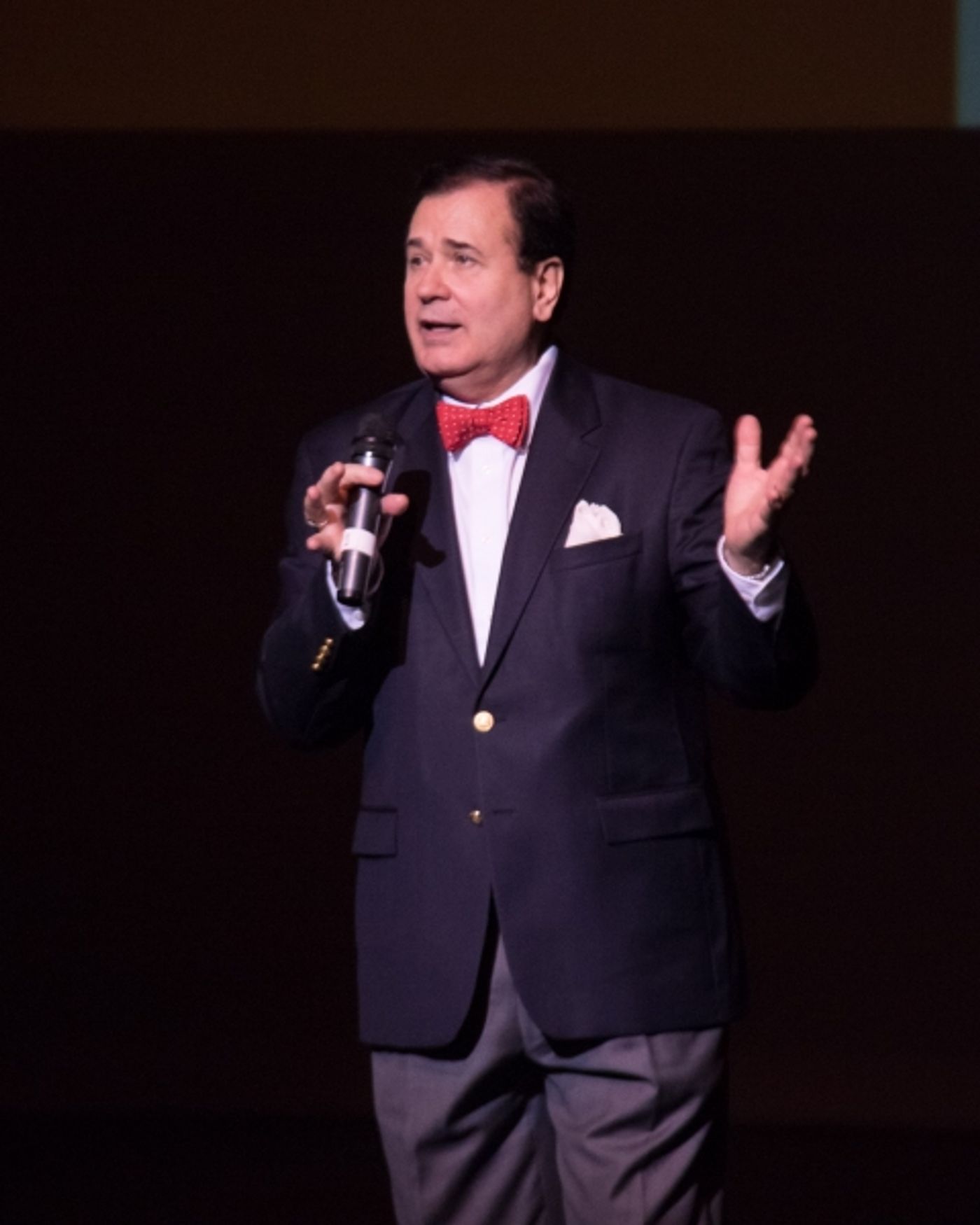 Photo Flash: National Asian Artists Project's PAST, PRESENT & FUTURE Gala Does DREAMGIRLS, THE KING AND I, LES MIS and More Image