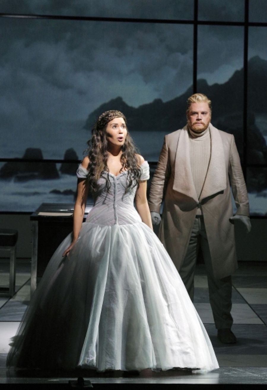 Photo Flash: First Look at Nadine Sierra, Nicolas Testé & More in SF Opera's LUCIA DI LAMMERMOOR Image