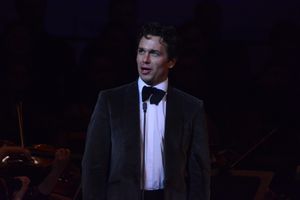 Julian Ovenden @ BroadwayWorld Julian Ovenden Photo