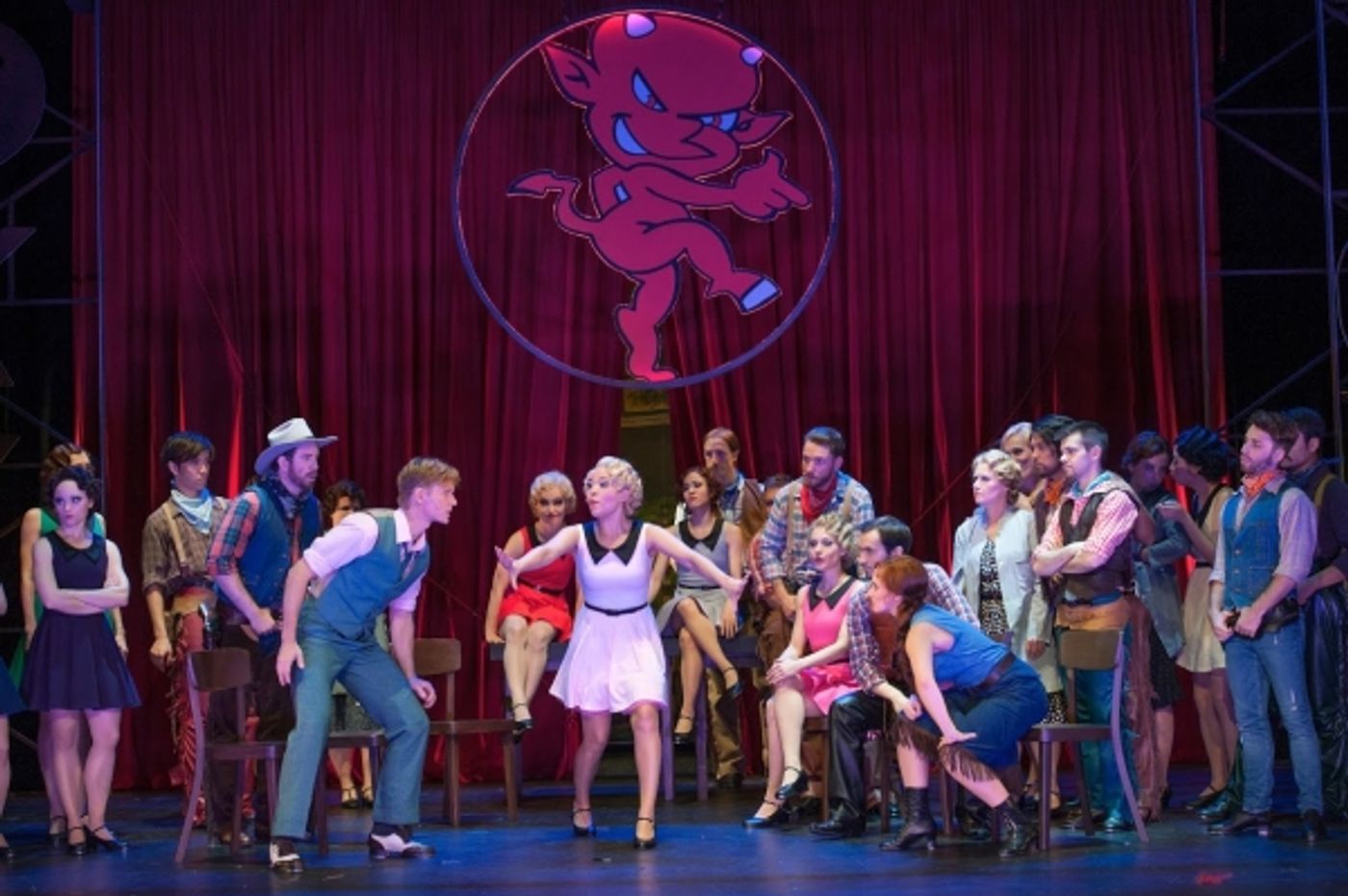 Photos! CRAZY FOR YOU läuft diese Saison am Landestheater Schleswig-Holstein Photos! CRAZY FOR YOU läuft diese Saison am Landestheater Schleswig-Holstein Image